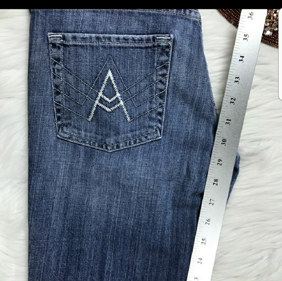 7FAM Lexie - Picture 4 of 6